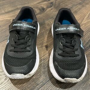 Under Armour Boys Sneakers